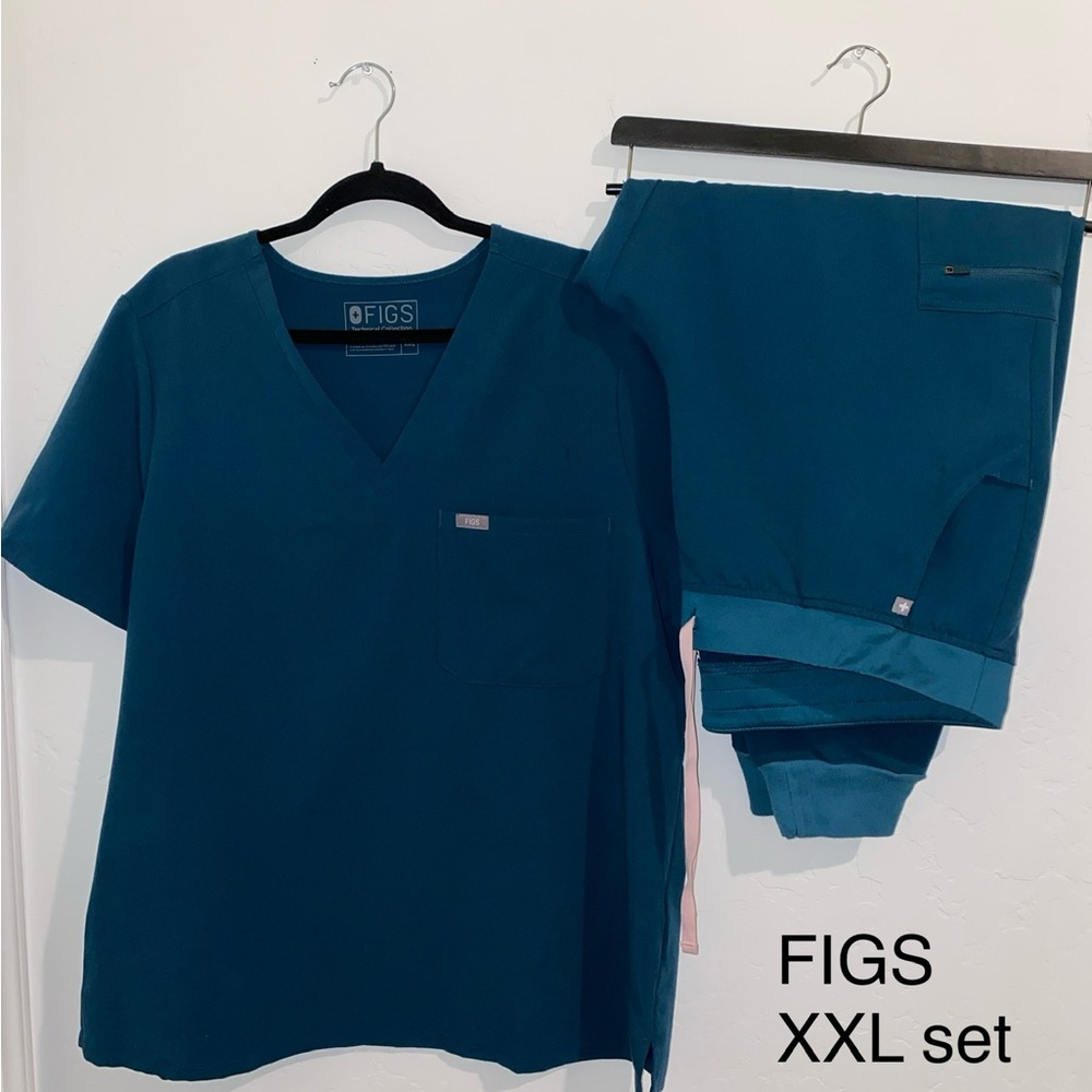 Figs Teal Women's Top